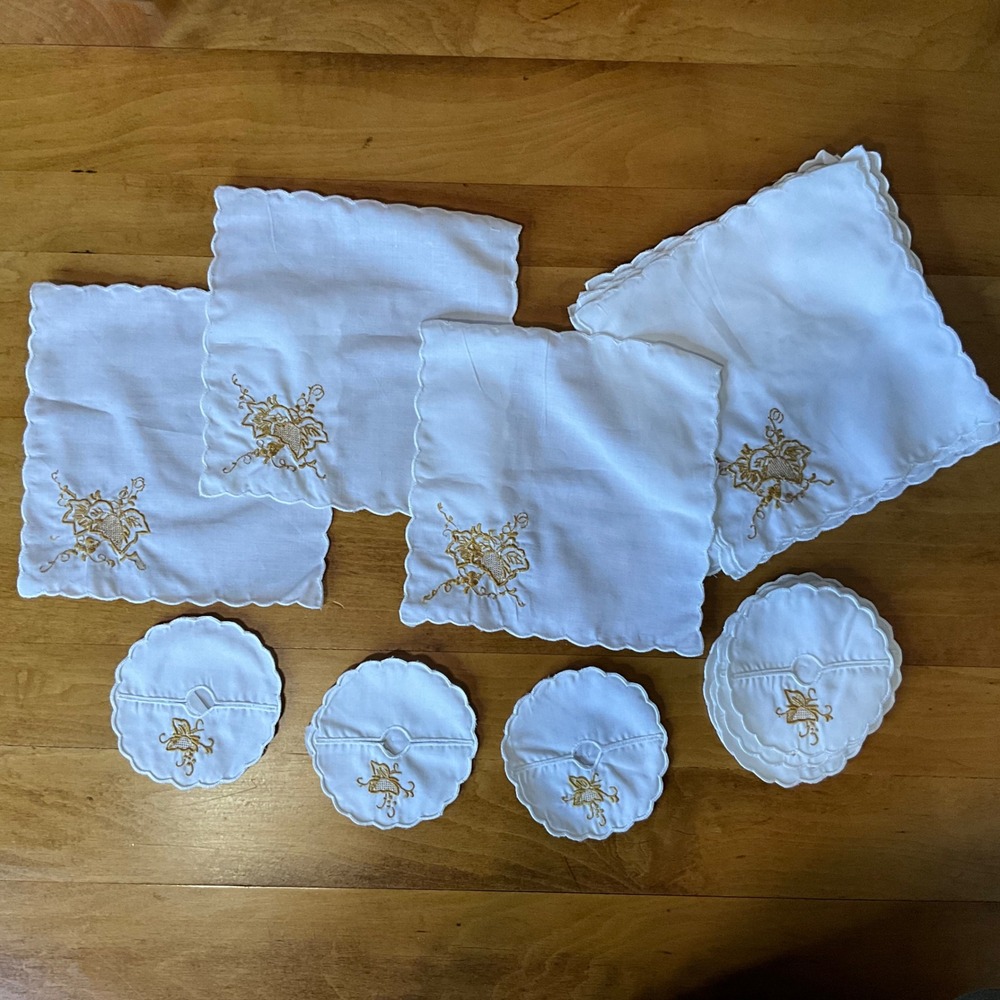 Vintage White Linen Scalloped Edge‎ Embroidered Cocktail Napkins Stem Coasters